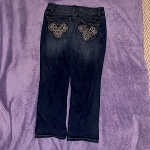 Worn once doesn’t fit me so I’m selling it!